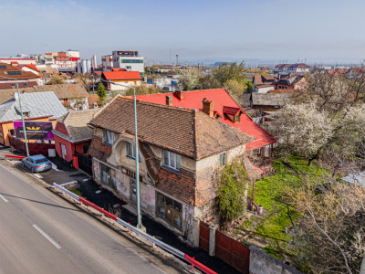 Casă de vânzare 5 camere în Brașov, ideală renovare/investiție | Comision 0%
