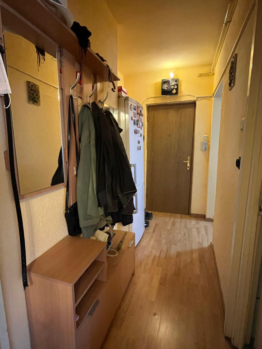 Apartament 2 camere | etaj 4 | zona Cedonia 