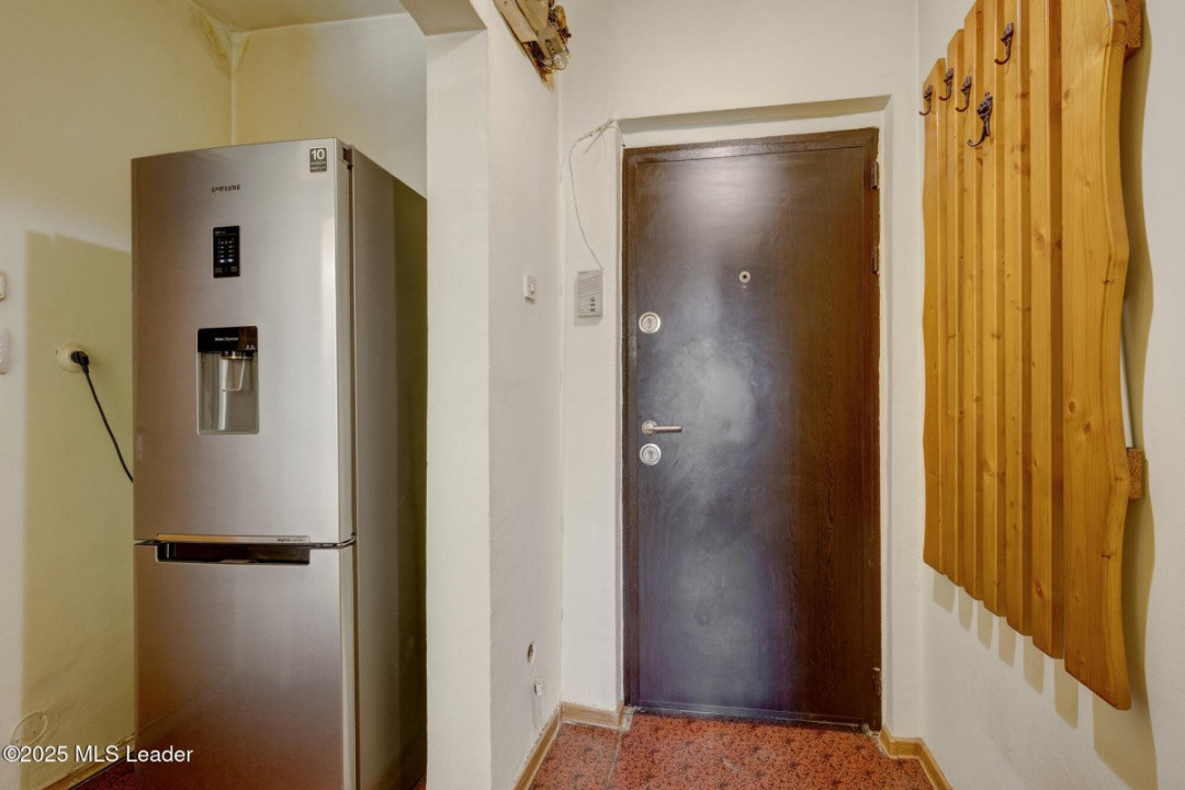 Garsoniera complet renovabila la metrou Dristor