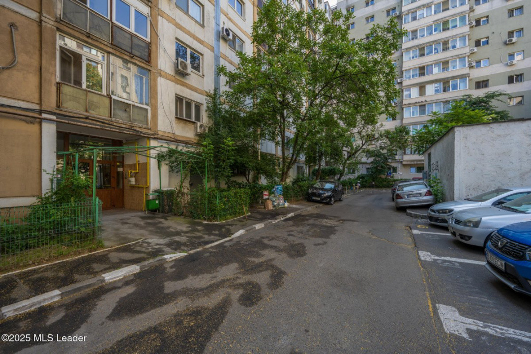 Garsoniera complet renovabila la metrou Dristor