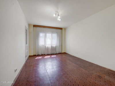 Garsoniera complet renovabila la metrou Dristor