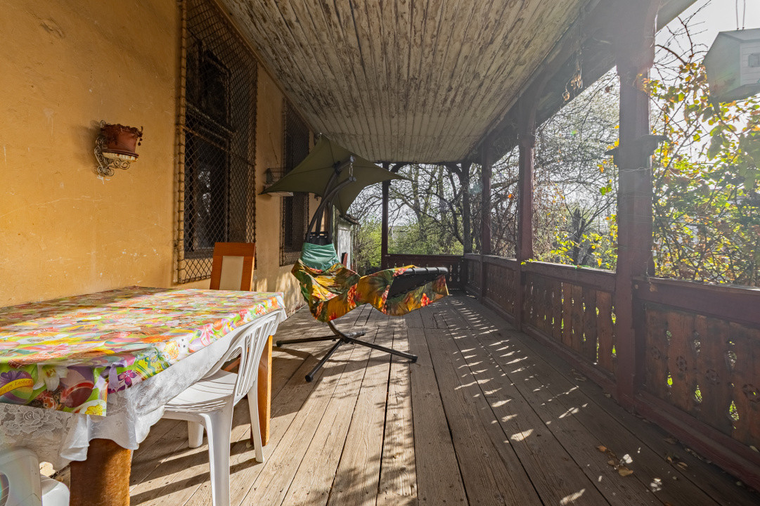 Casa de vanzare in Brasov, spatioasa, pentru renovat, COMISION 0%