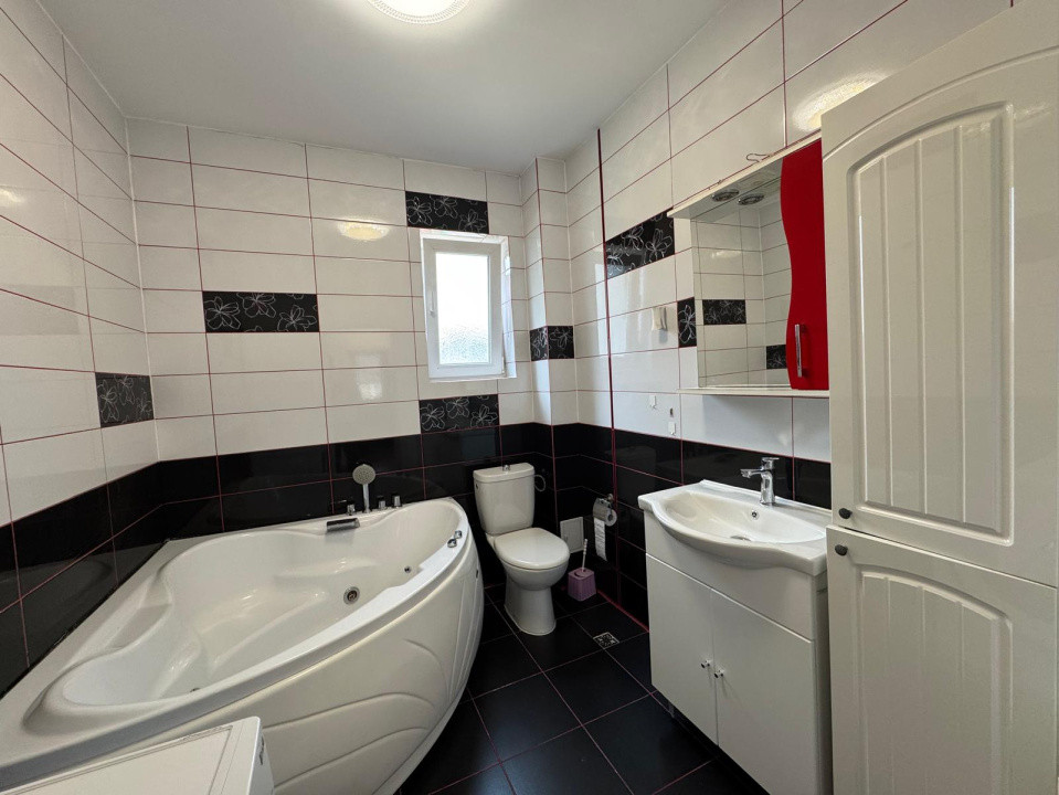 Apartament spațios de 3 Camere – Turnișor, Strada Frunzei