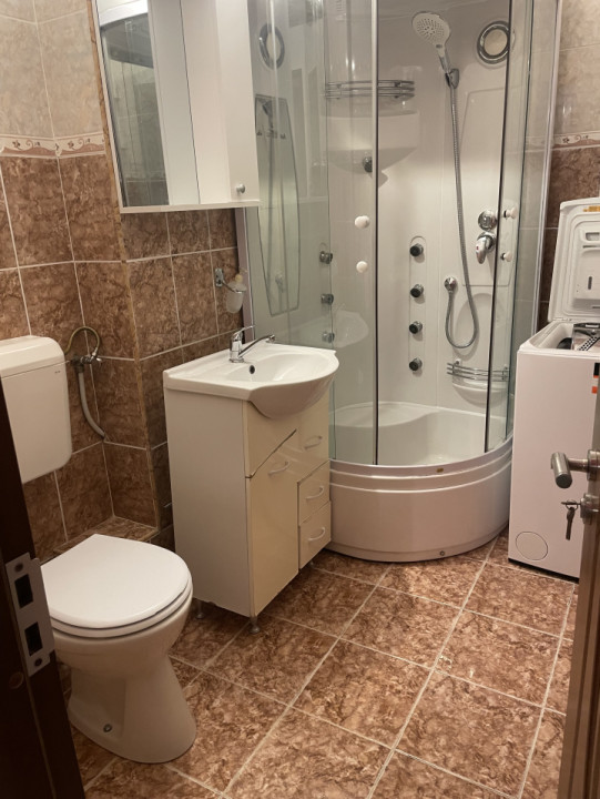 Inchiriere apartament 2 camere -zona Tractorul , Coresi