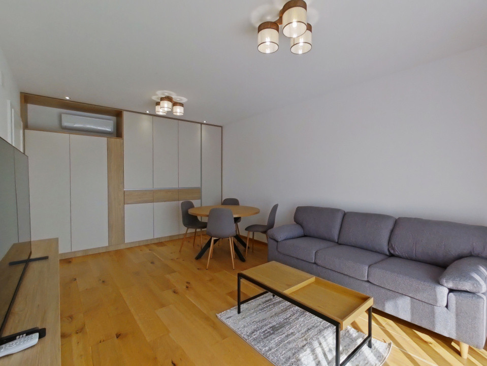 Prima Închiriere! Apartament Premium cu 3 Camere în Urban Plaza