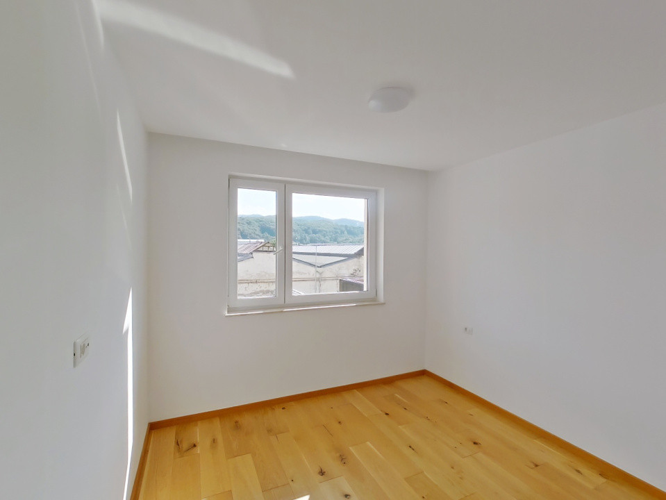 Prima Închiriere! Apartament Premium cu 3 Camere în Urban Plaza