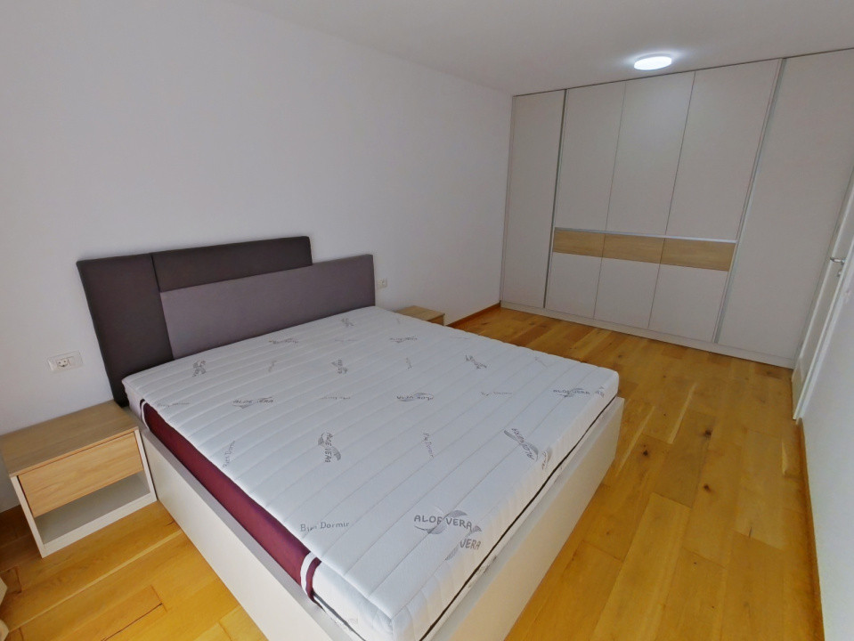 Prima Închiriere! Apartament Premium cu 3 Camere în Urban Plaza