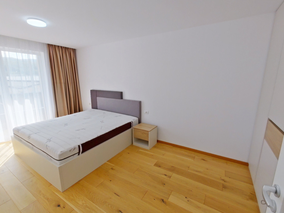 Prima Închiriere! Apartament Premium cu 3 Camere în Urban Plaza