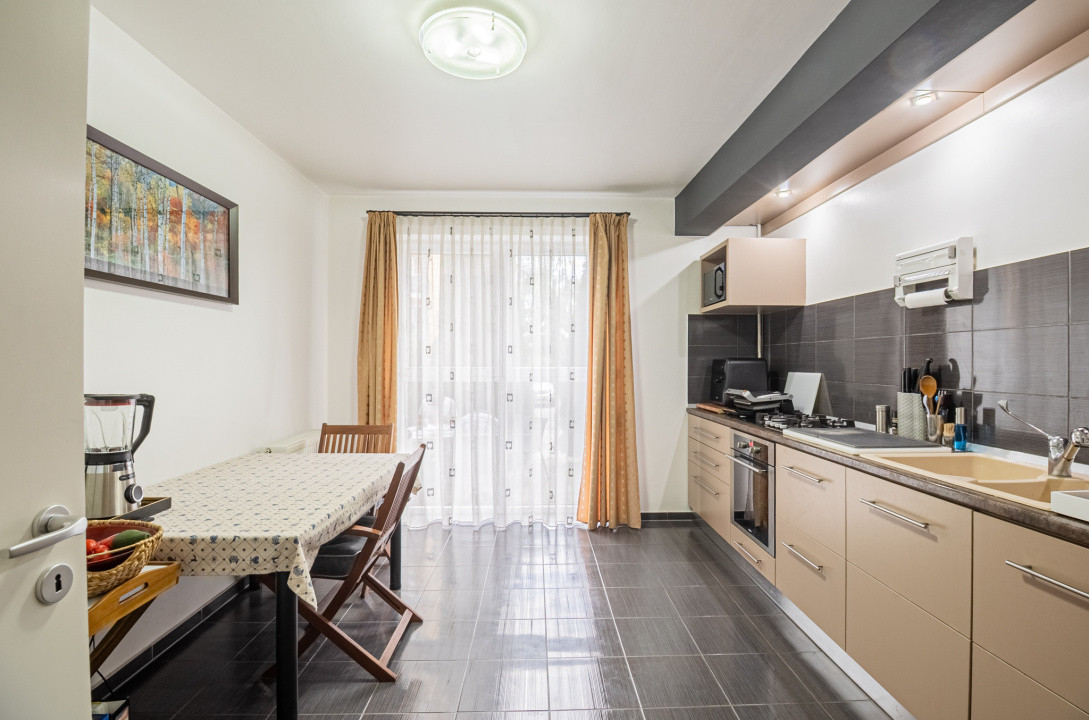 Apartament 3 camere 130 mp utili, gradina proprie – 0% comision