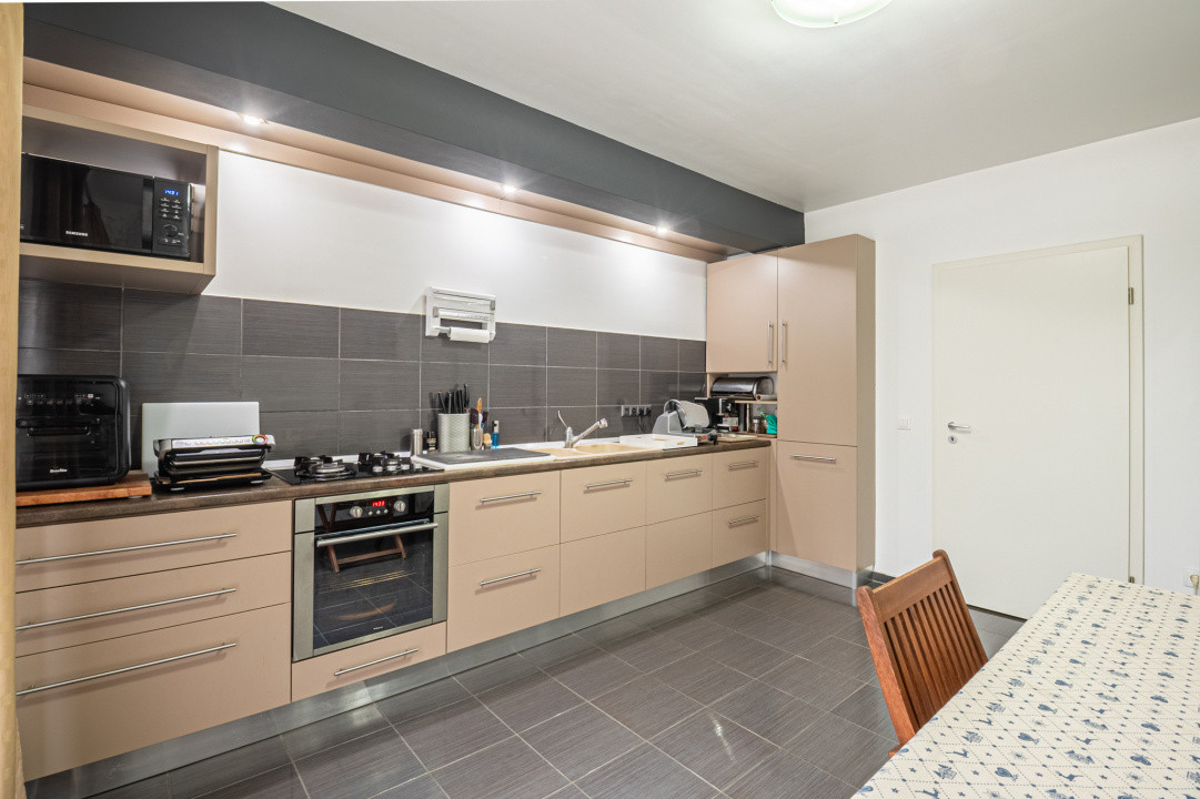 Apartament 3 camere 130 mp utili, gradina proprie – 0% comision