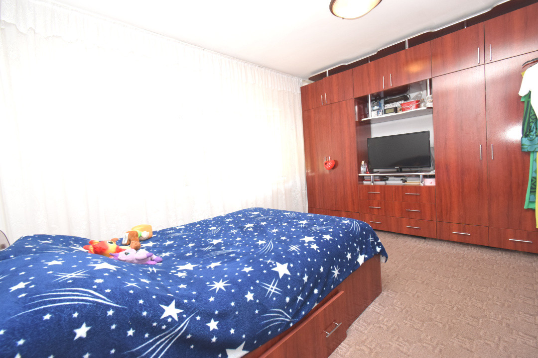 Apartament decomandat, Brazda , K - uri parter !