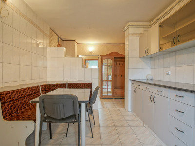 Vânzare apartament cu 3 camere, decomandat, 2 bai - Racadau