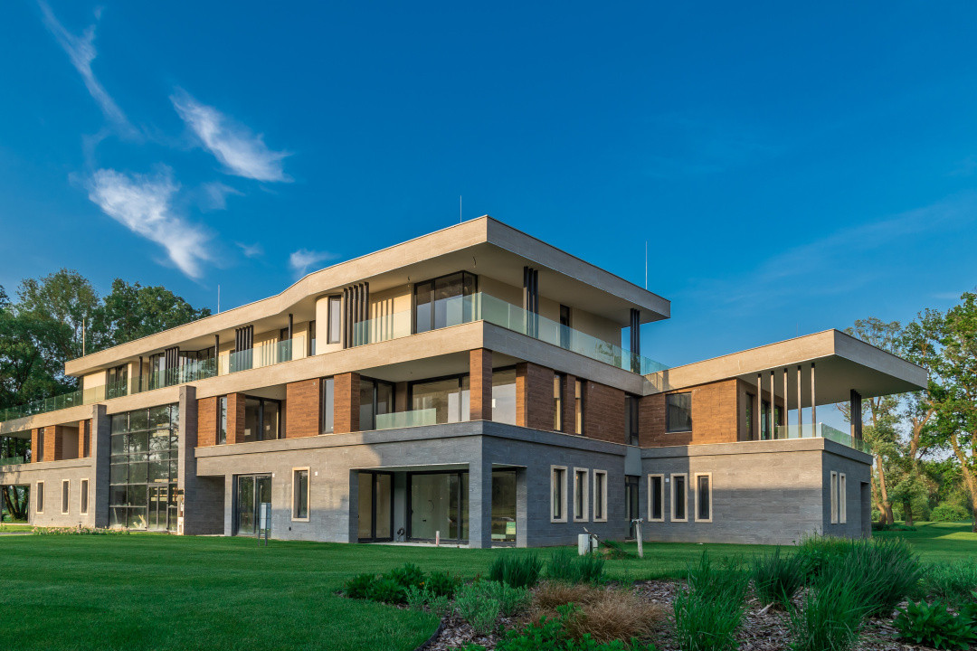 ZALA SPRINGS GOLF RESORT – Un univers dedicat rafinamentului și investiției