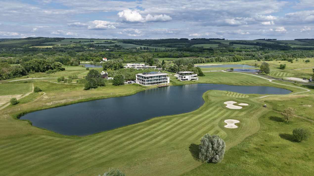 ZALA SPRINGS GOLF RESORT – Un univers dedicat rafinamentului și investiției