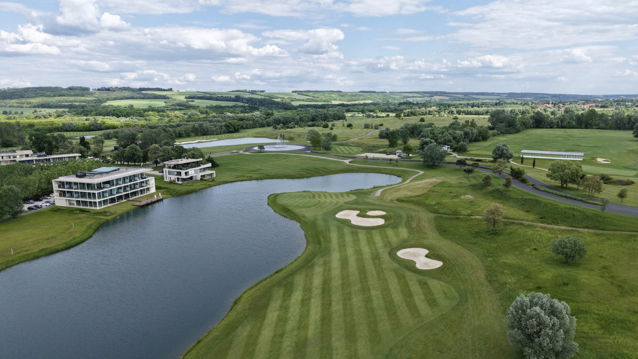 ZALA SPRINGS GOLF RESORT – Un univers dedicat rafinamentului și investiției