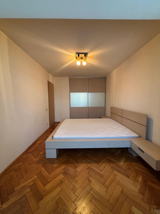 De închiriat – Apartament 3 camere, modern, etaj 1 | Bulevardul Vasile Milea