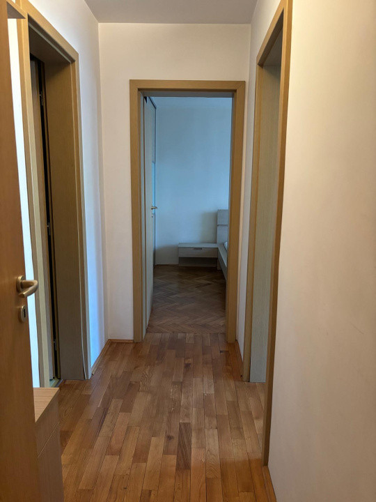 De închiriat – Apartament 3 camere, modern, etaj 1 | Bulevardul Vasile Milea