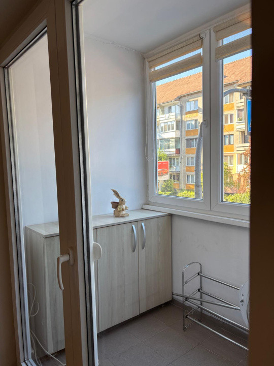De închiriat – Apartament 3 camere, modern, etaj 1 | Bulevardul Vasile Milea