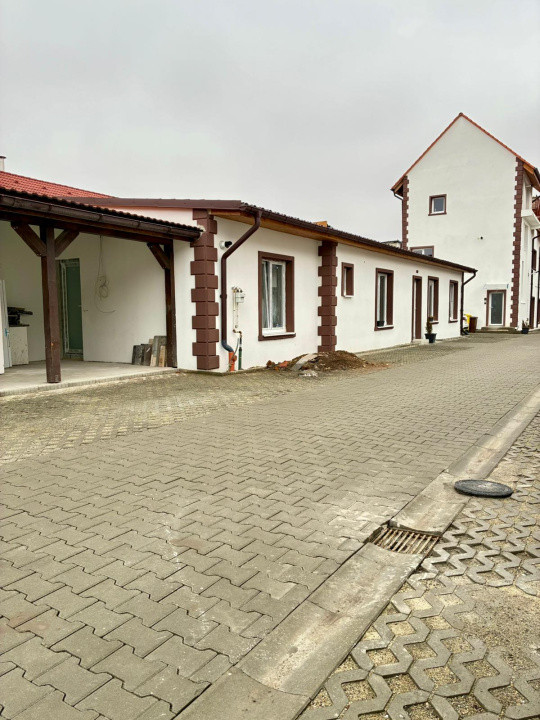 Apartament la casa zona Turnisor!