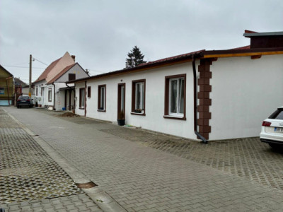 Apartament la casa zona Turnisor!