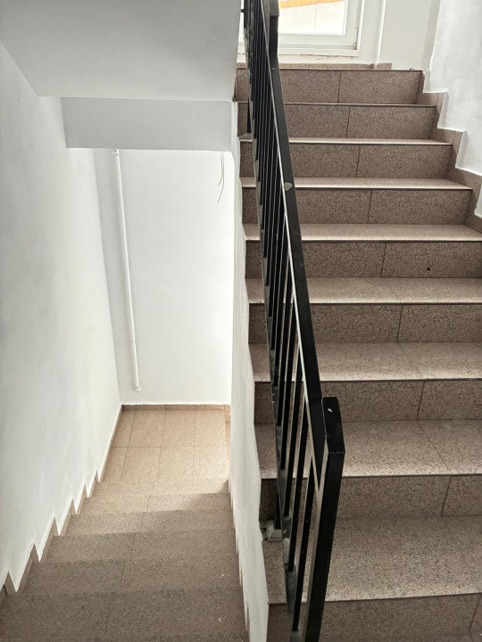 Apartament la casa zona Turnisor!