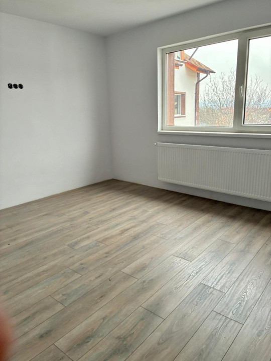 Apartament la casa zona Turnisor!