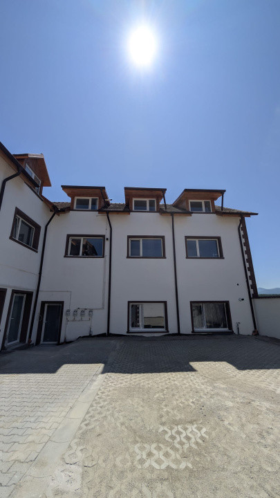 Apartament la casa zona Turnisor!