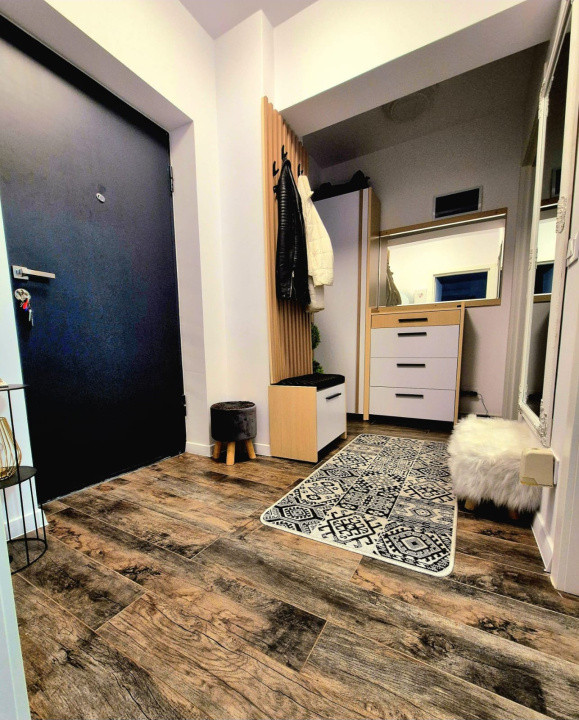 Apartament 2 camere, gradina privata si parcare, Zona aeroport, Iasi