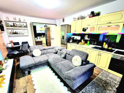 Apartament 2 camere, gradina privata si parcare, Zona aeroport, Iasi