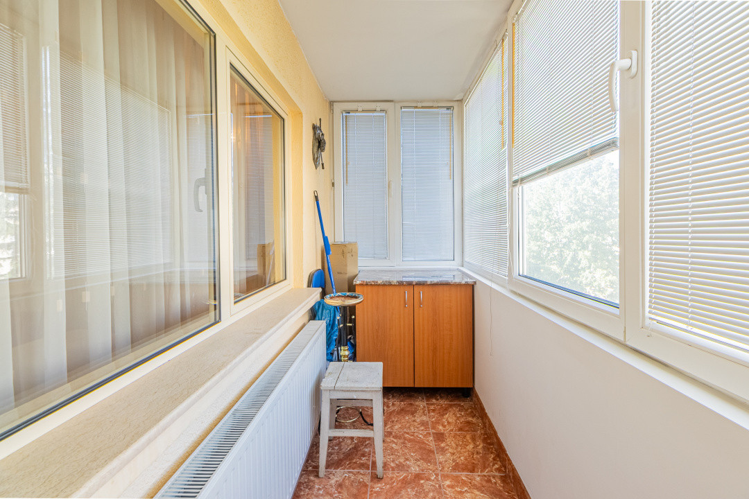 Apartament 2 camere, 2 bai, suprafata mare, zona centrala
