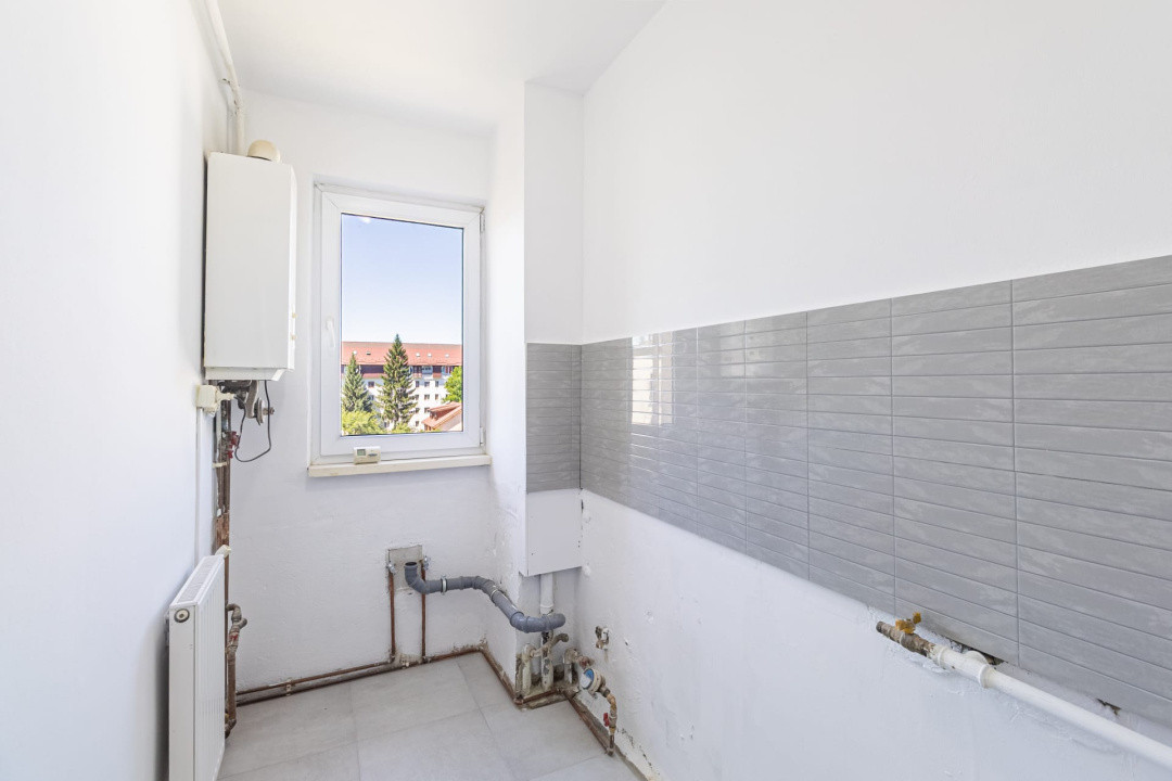 Apartament 2 camere, semidecomandat, renovat 2025-Cartier Florilor-Brasov