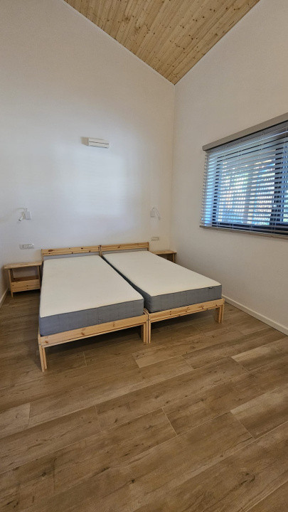 Casă modernă de închiriat, cu garaj generos – Tocile, Sadu