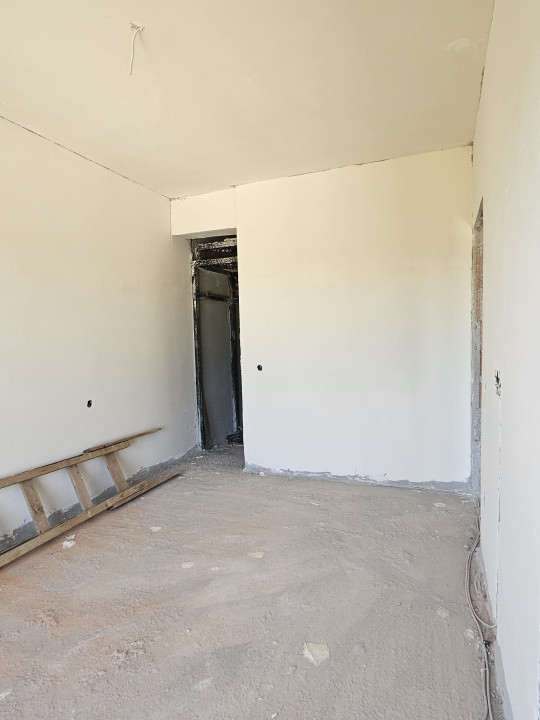 Apartament de 3 camere pe două niveluri, predare la cheie – Cartier Turnișor