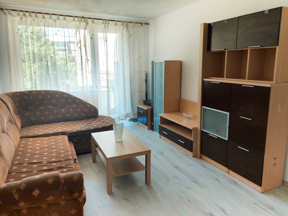 Brazda, apartament 2 camere, semidecomandat, et. 3