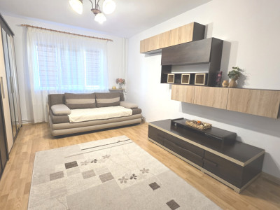 Apartament 2 camere, decomandat, centrala termina,  renovat si mobilat