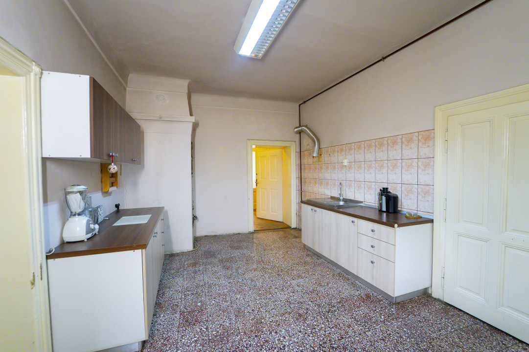 Apartament 3 camere - Eleganță și spațiu în Centrul Istoric al Sibiului – 122 mp