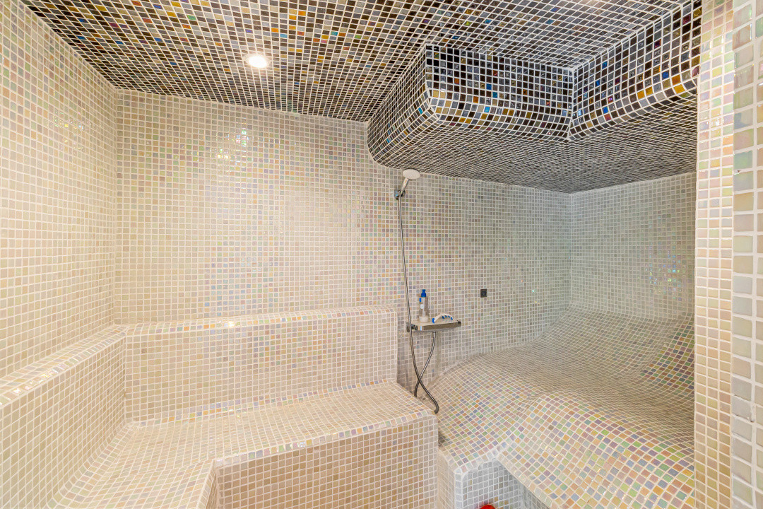 Reședință privată, cu piscină, cramă și cinematograf, Bran, COMISION 0%