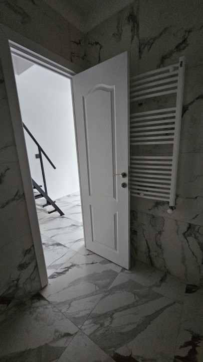 Garsonieră cu scară interioară în Broscărie – lângă Opera Residence