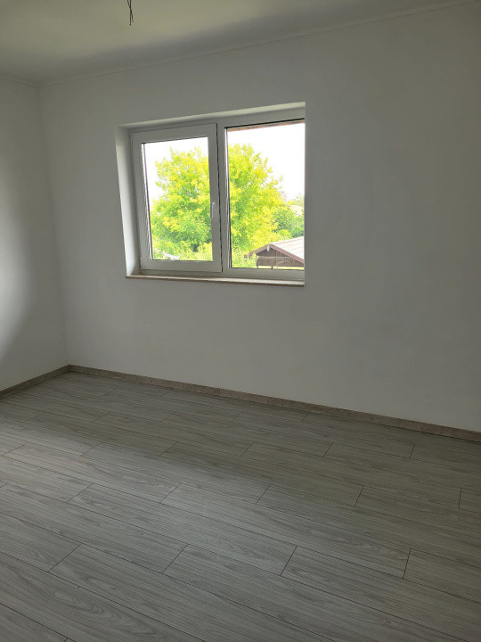 Casa insiruita, 4 camere - zona Micesti Alba Iulia