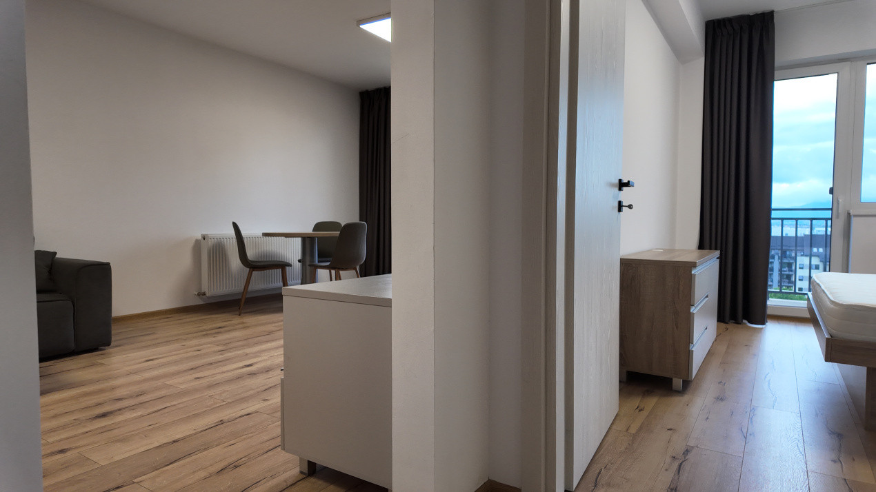 Vânzare studio, mobilat și utilat – Mosaic, zona Tractorul