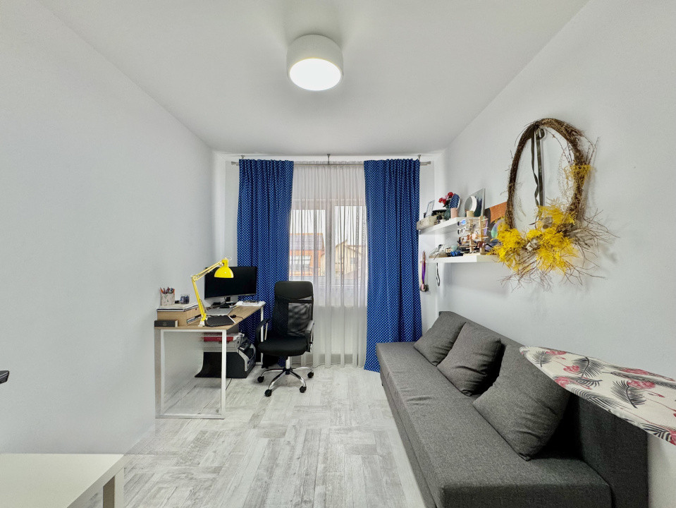 Apartament de vânzare cu 3 camere - Decomandat - Șelimbăr