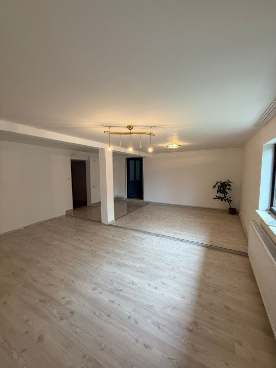 Casa in Cârlig la 8 minute de Podu Ros