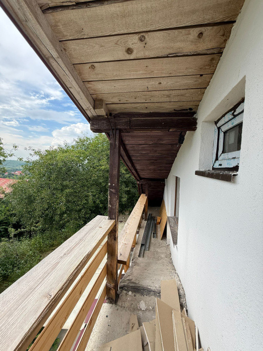 Casa in Cârlig la 8 minute de Podu Ros