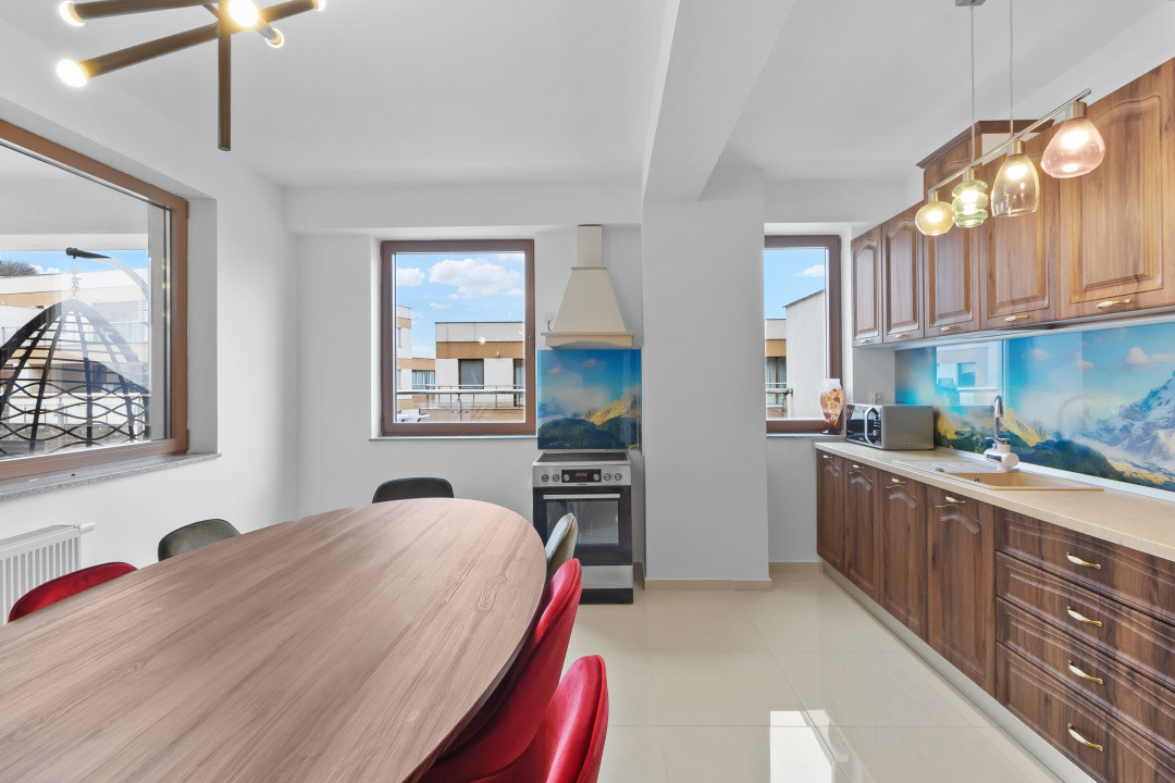 Piveliste Panoramică- Apartament cu 3 camere pe Drumul Poienii 