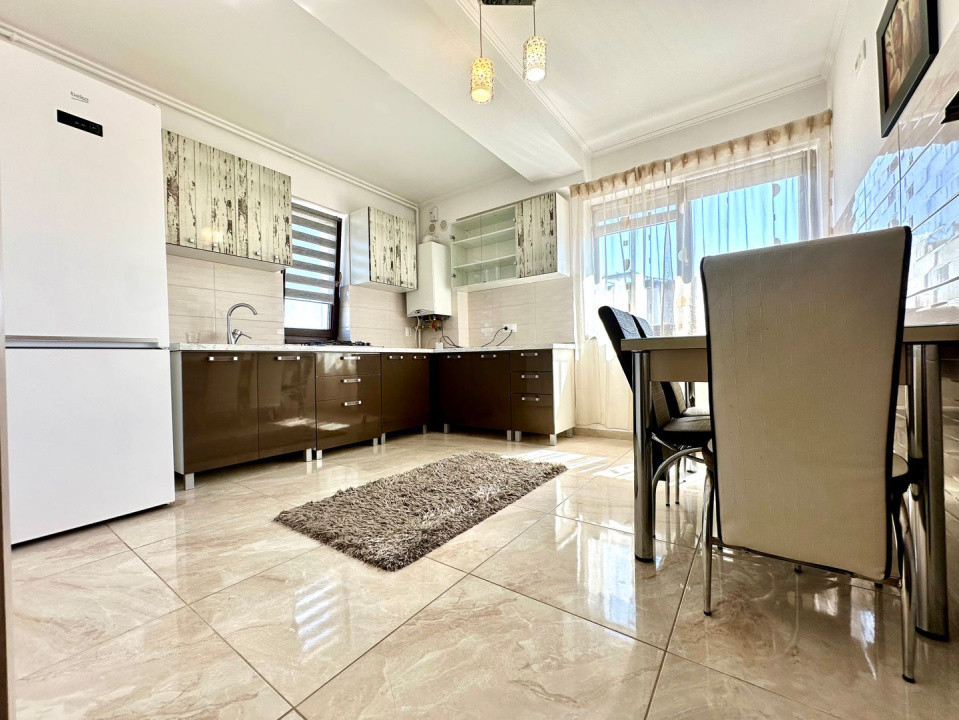 Apartament cu 2 camere zona Coresi cu loc de parcare acoperit