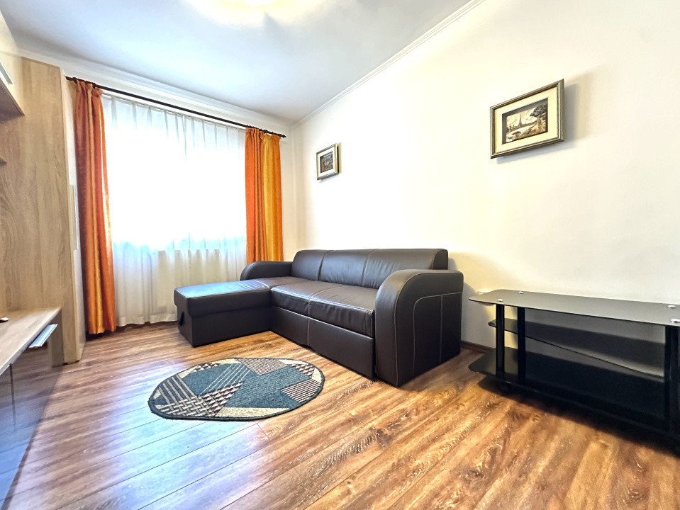 Apartament 3 camere de închiriat in zona Tractorul cu loc dde parcare inclus