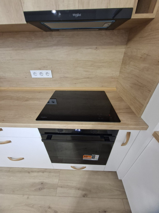 Apartament 3 camere de închiriat - modern - prima inchiriere