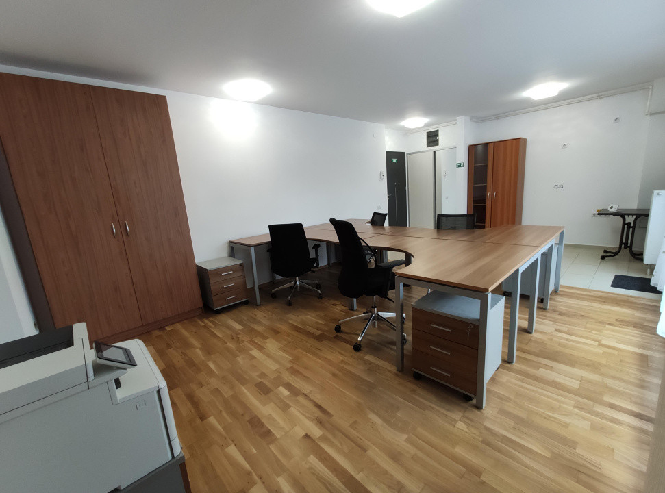 Spațiu de birouri de închiriat – cu terasă privată – zona Kaufland Alba Iulia