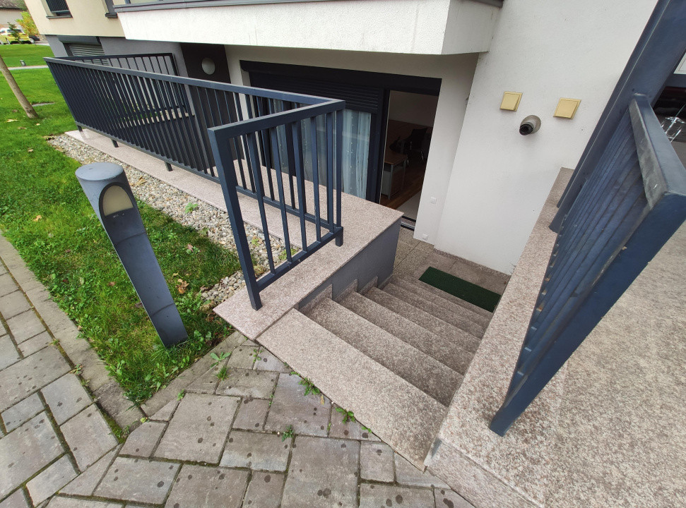 Spațiu de birouri de închiriat – cu terasă privată – zona Kaufland Alba Iulia