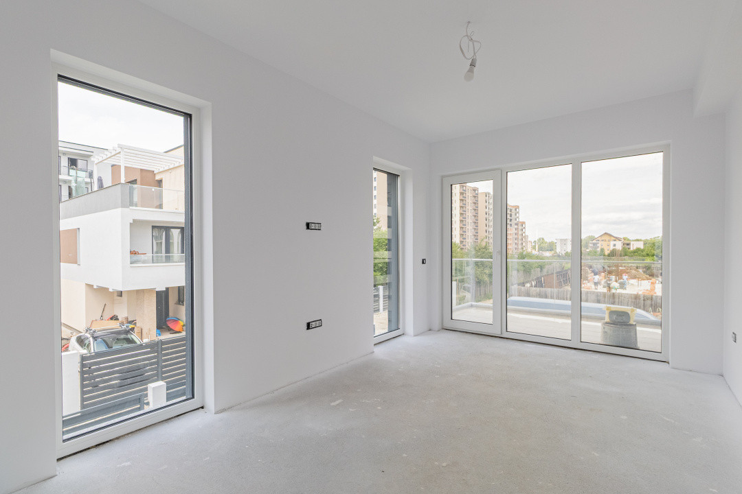 Casă duplex de vânzare în Brașov – zona Tractorul, aproape de Coresi Mall 